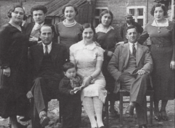 Familiares por la línea materna de Guita Schyfter, los Lepar, en Kruk, Lituania